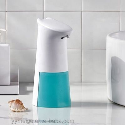Mejor vendedor mayorista de gatito blanco lindo de plástico estilo dibujo animado de baño de escritorio para niños burbujas Rohs FCC CE Dispensador automático de jabón